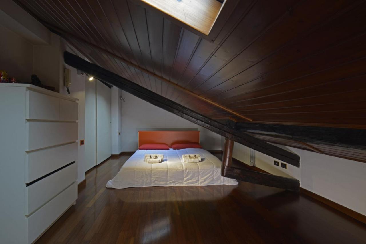 Cenisio - Corso Sempione Accogliente Mansarda Di Design Lejlighed Milano Eksteriør billede